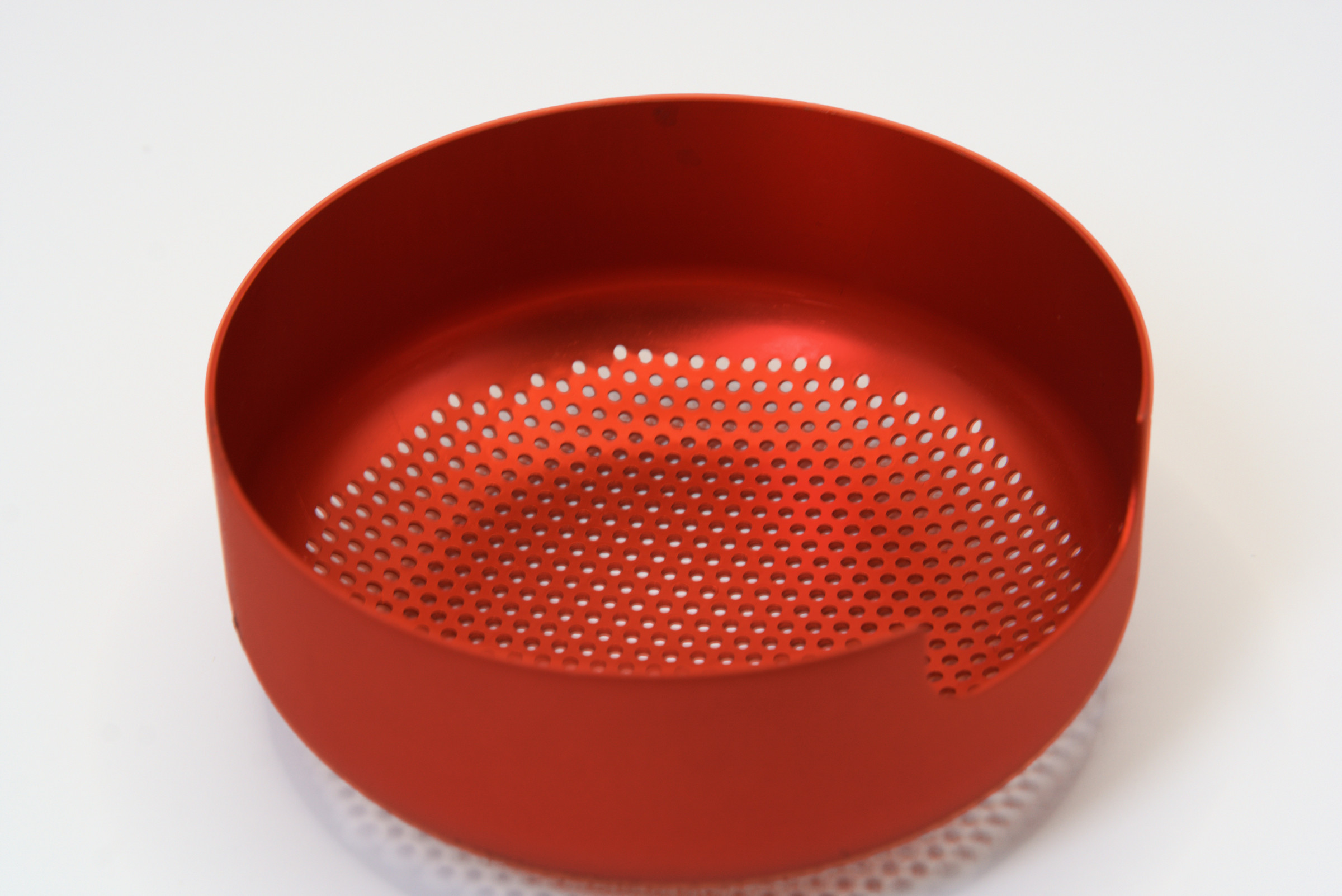 Orange-Red Perforated Dome Cover / 橙红色圆顶冲孔罩,内侧外观