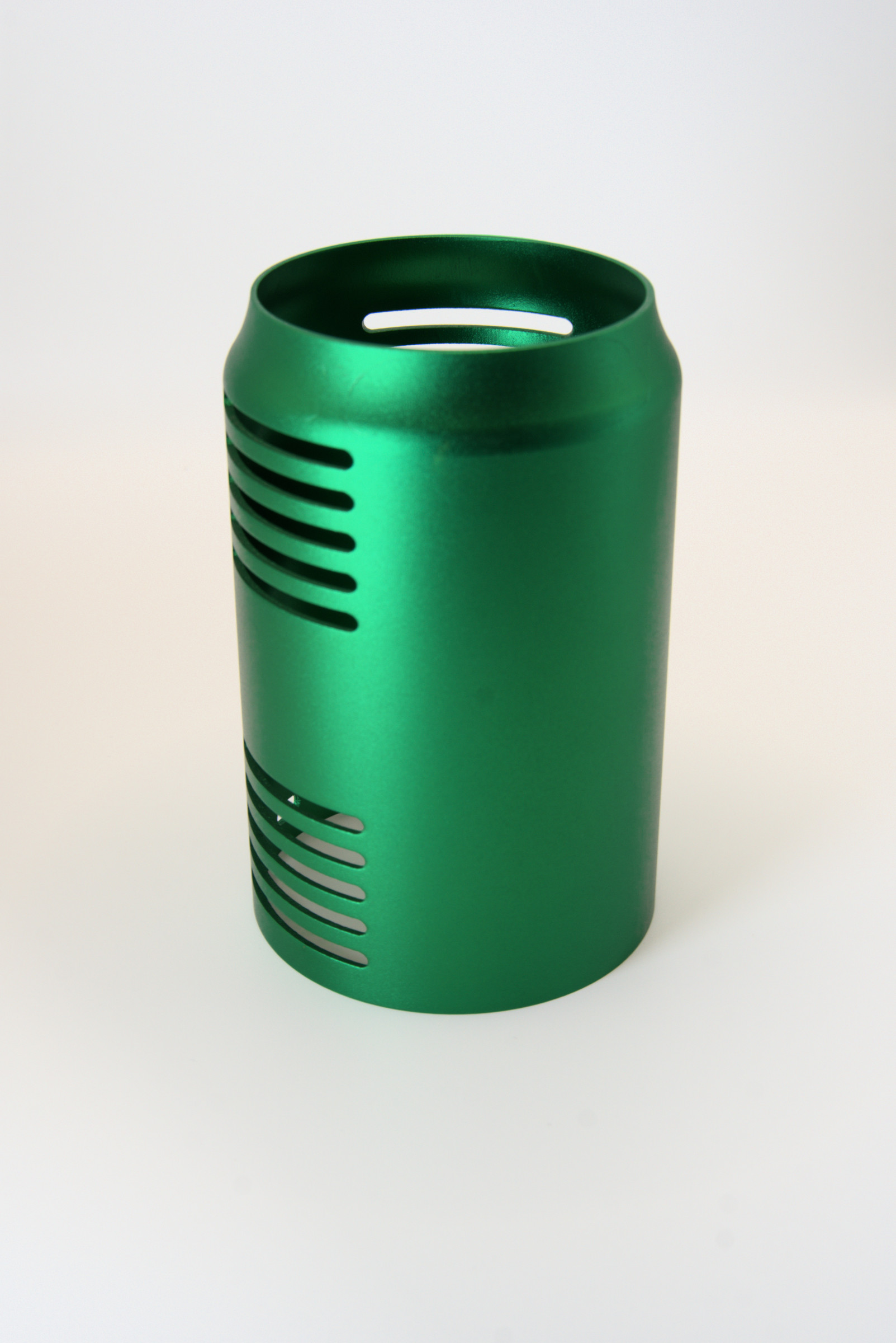 Green Slotted Cylindrical Housing / 绿色条孔筒形外壳，整体外观