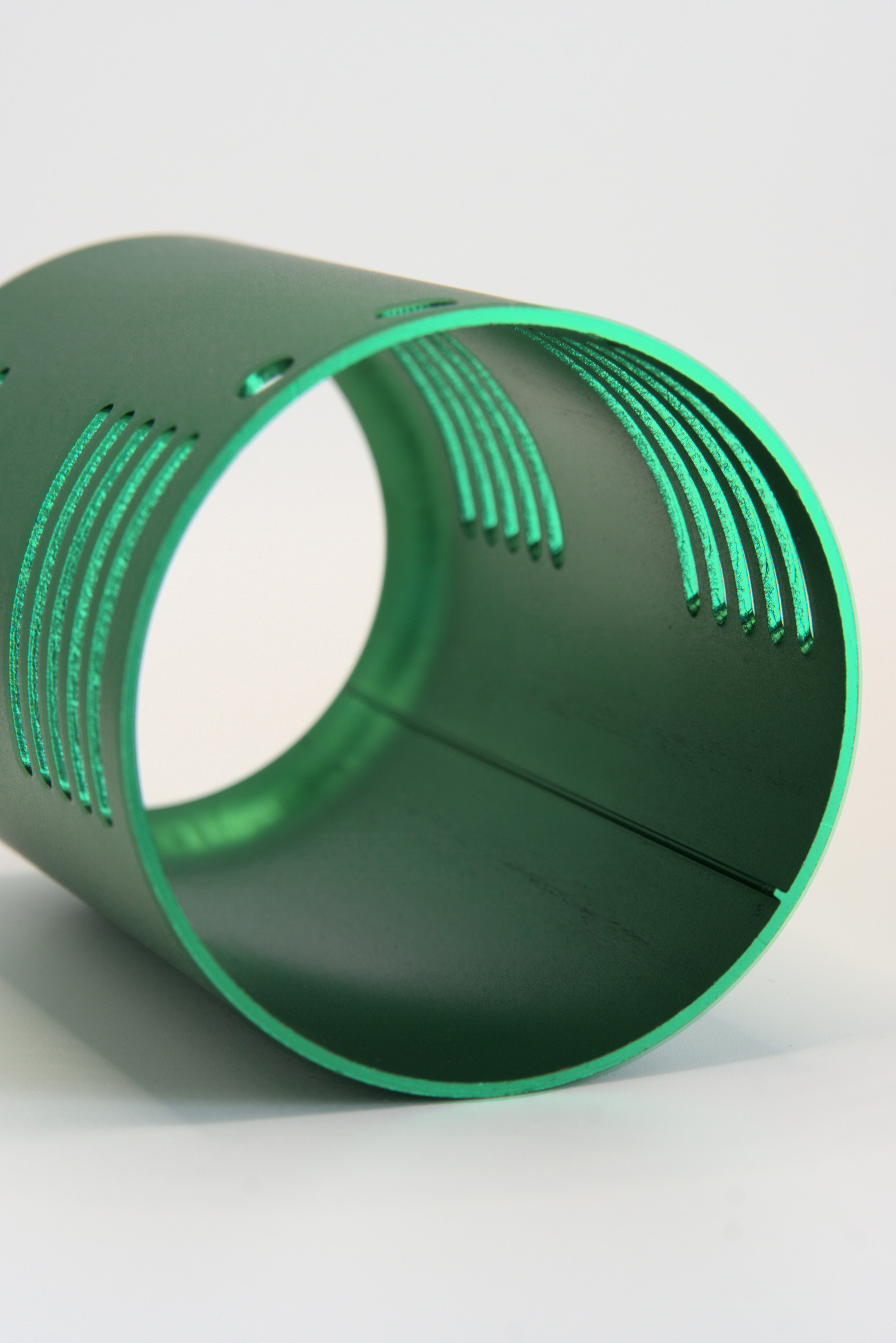 Green Slotted Cylindrical Housing / 绿色条孔筒形外壳,产品图片 5