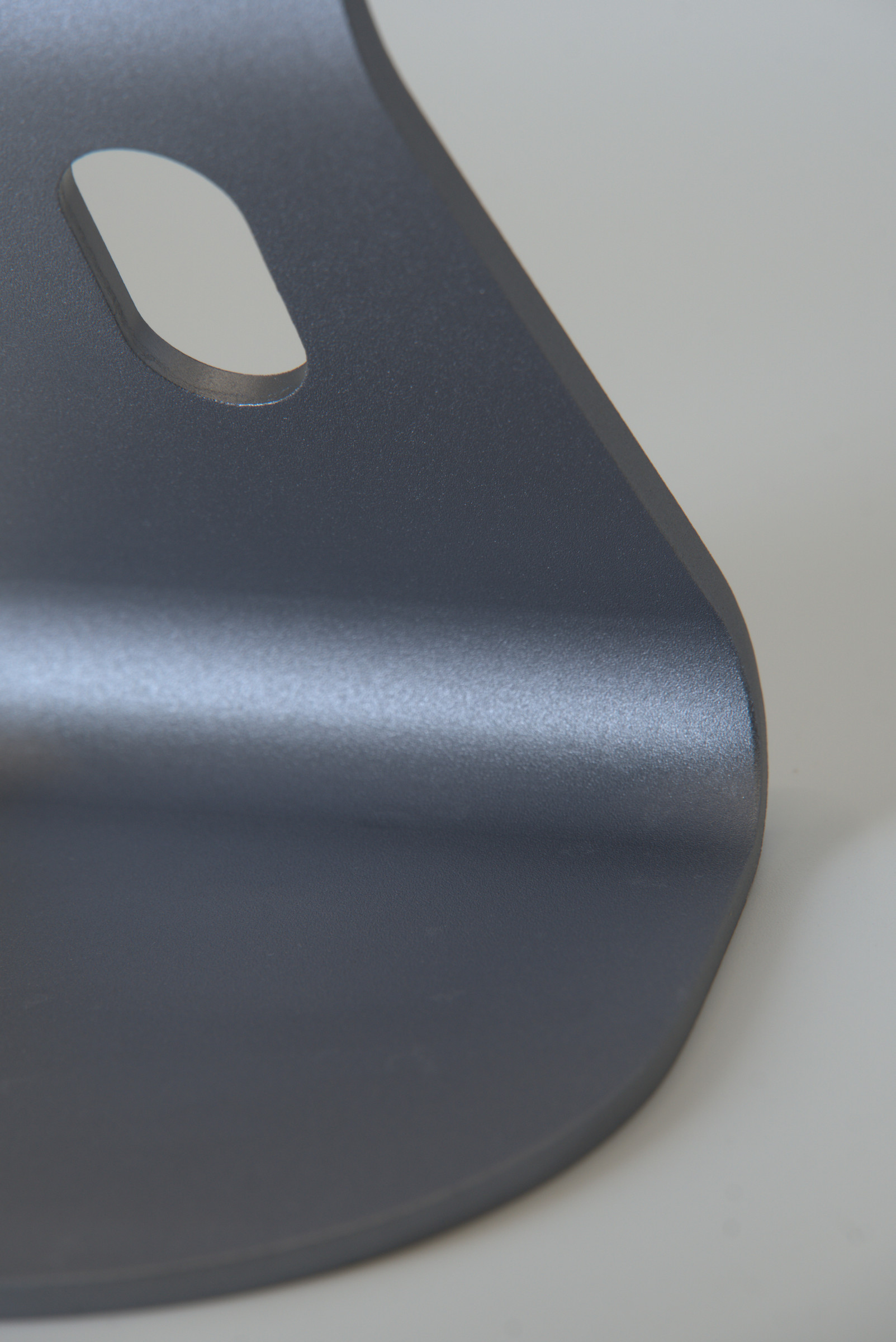 Dark Gray Bent Support with Two Openings / 深灰色双孔弯折支架,产品图片 4